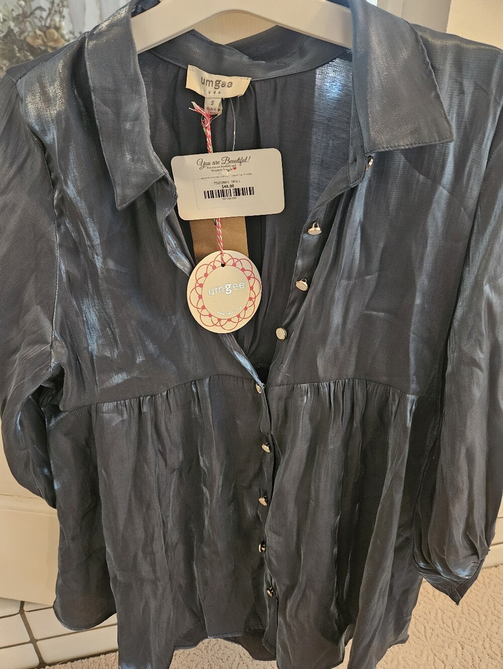 Umgee Shiny Slate Blue Button-Front Peplum Blouse. New With Tags. Size Small.